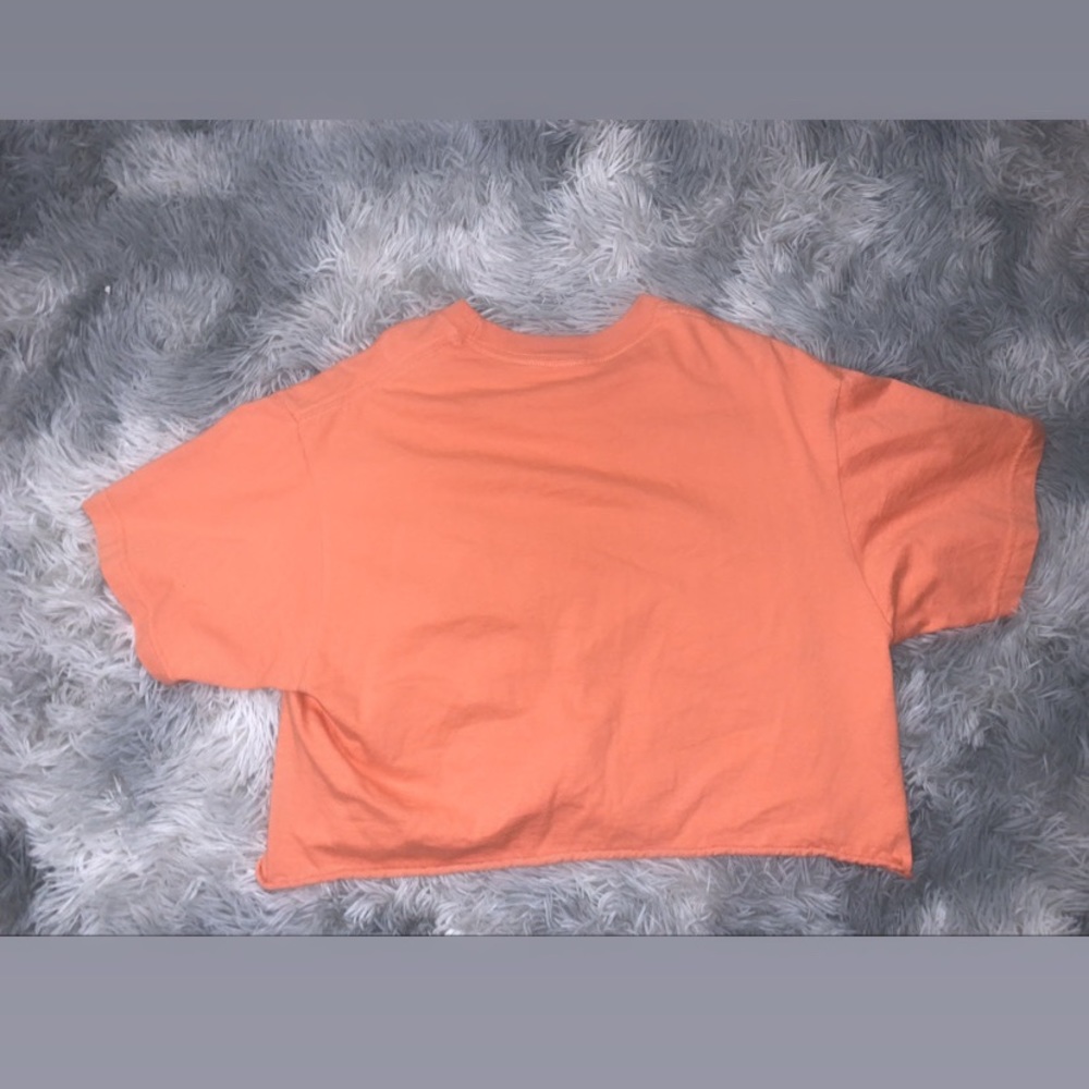 Active cropped T 💓 - Picture 2 of 4